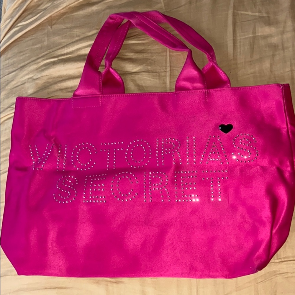 Victoria’s Secret tote bag, price is firm